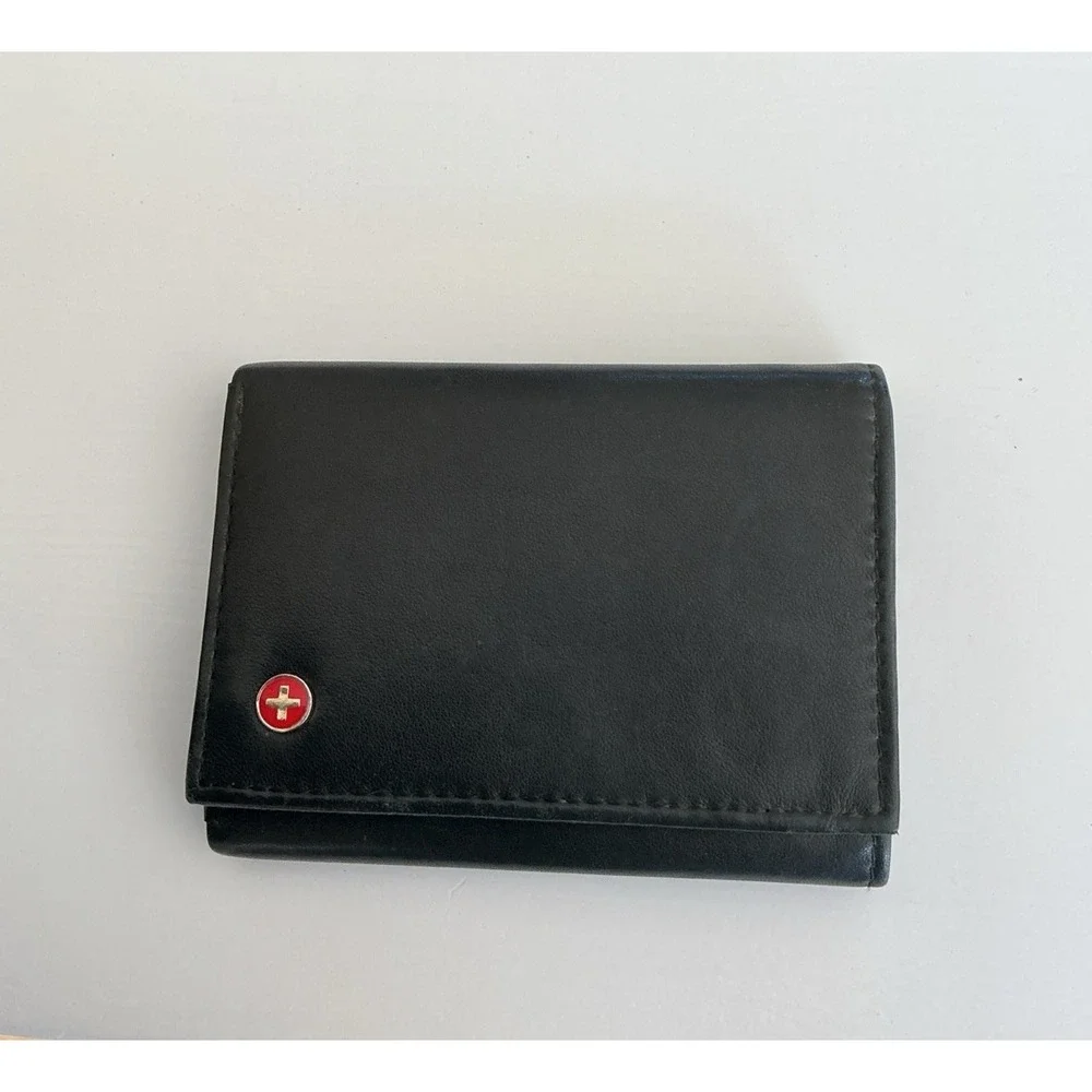 Alpine Swiss Trifold Wallet Mens Genuine Black Leather Classic Red Cross Logo